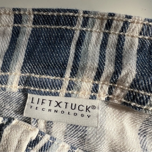 NYDJ Pants Womens Blue/White Striped Lightweight Slim Lift Tuck Size 6 - Picture 6 of 6